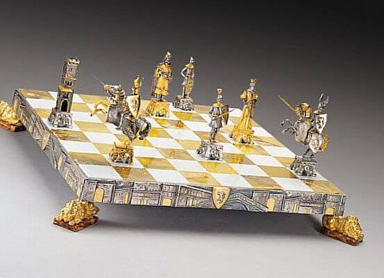 Шахи «Середньовічна Венеція»: $30,545