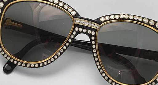 Сонцезахисні окуляри Cartier Paris 18k Gold – 25 000 доларів